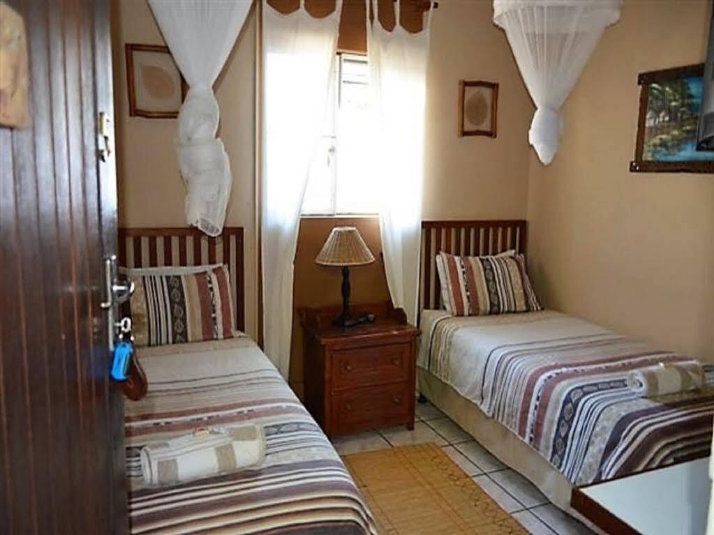 A Traveller's Palm Hotell Phalaborwa Eksteriør bilde